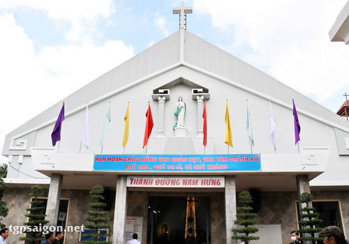 Giờ lễ nhà thờ Nam Hưng, quận 12 – Giáo phận Sài Gòn