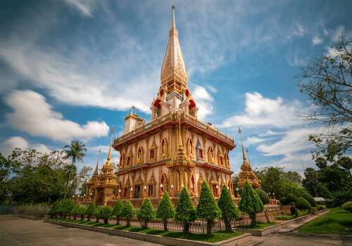 Đền Wat Chalong Phuket: Ngôi chùa nhiều năm tuổi ở Thái Lan